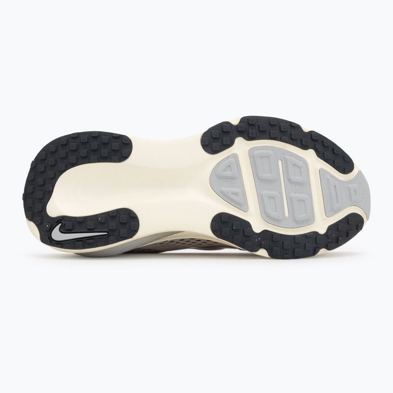 Buty do biegania damskie Nike Vomero 18 SE cream ii/coconut milk/metallic gold grain 4