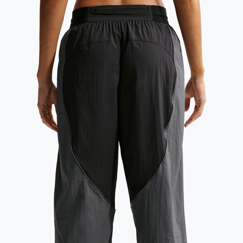 Spodnie do biegania damskie Nike Swift UV Repel Mid-Rise black/iron grey 6