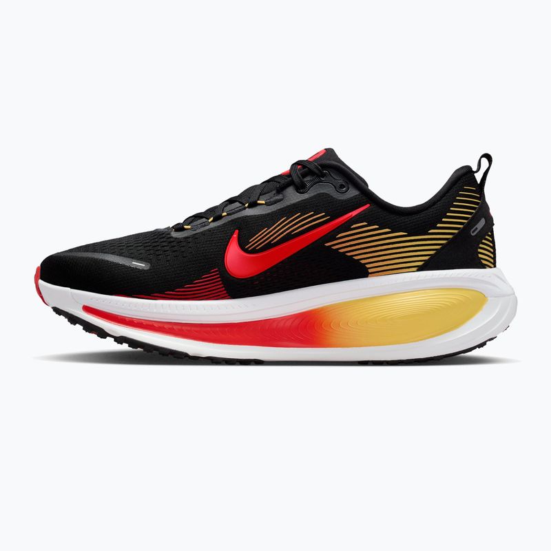 Buty do biegania męskie Nike Vomero 18 black/light crimson/bright crimson 2