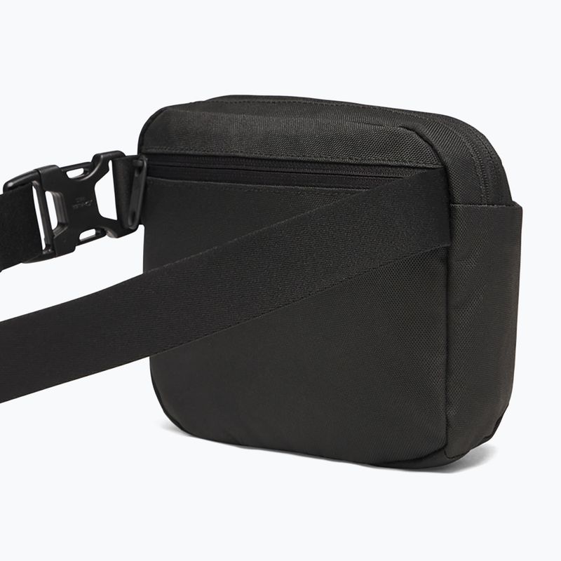 Saszetka nerka Under Armour Essential XB black/black/black 2