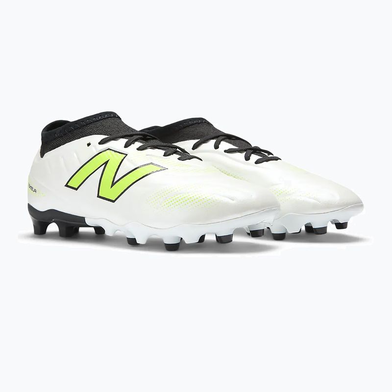 Buty do piłki nożnej dziecięce New Balance Tekela Team Low JR FG white 3