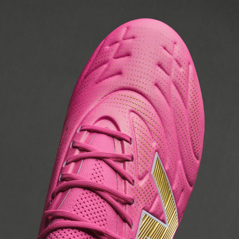 Buty piłkarskie New Balance Tekela Elite Low V5 FG pink heat/metallic gold/pink satin 10