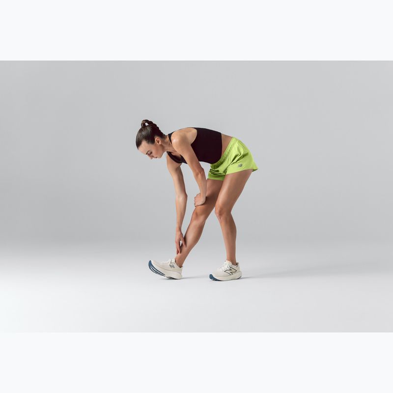 Spodenki damskie New Balance RC Seamless 3" afterglow 12