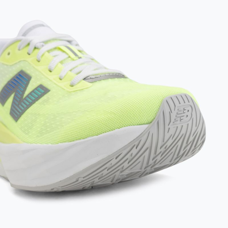 Buty do biegania damskie New Balance FuelCell Rebel V5 afterglow/deep end 7
