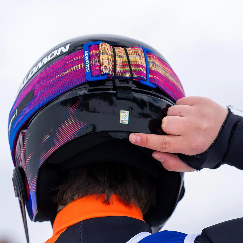 Kask narciarski dziecięcy Salomon Equipe Fis + Chinguard Jr black/flames 7