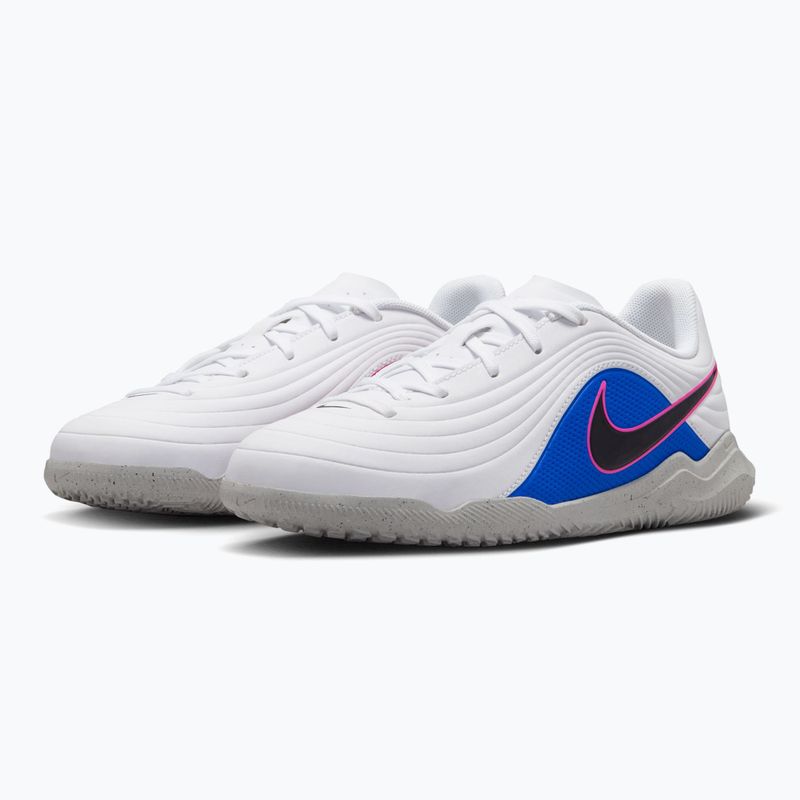 Buty piłkarskie dziecięce Nike Tiempo Maestro Club Jr IC white/racer blue/pink blast/black 3