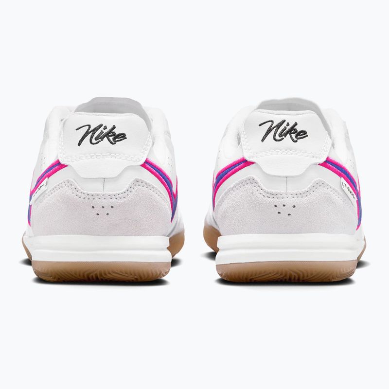 Buty piłkarskie dziecięce Nike Tiempo Streetgato Jr white/pink blast/racer blue 4
