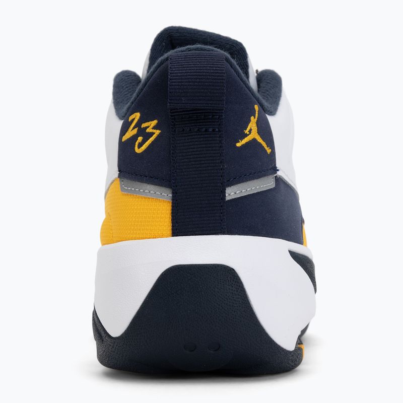 Buty męskie Nike Jordan Max Aura 7 white/obsidian/university gold 6