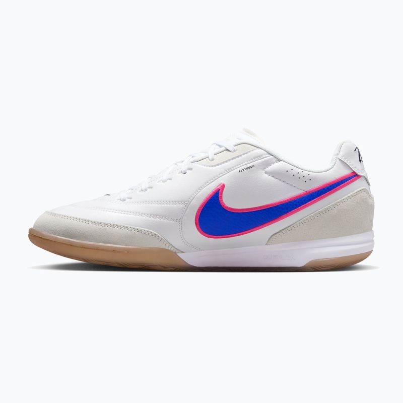 Buty piłkarskie męskie Nike Streetgato white/pink blast/racer blue 2
