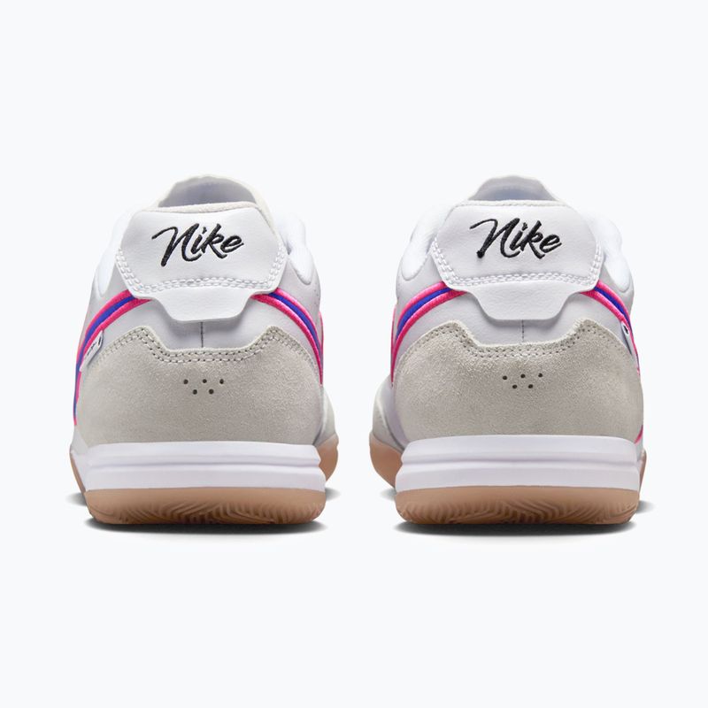 Buty piłkarskie męskie Nike Streetgato white/pink blast/racer blue 4