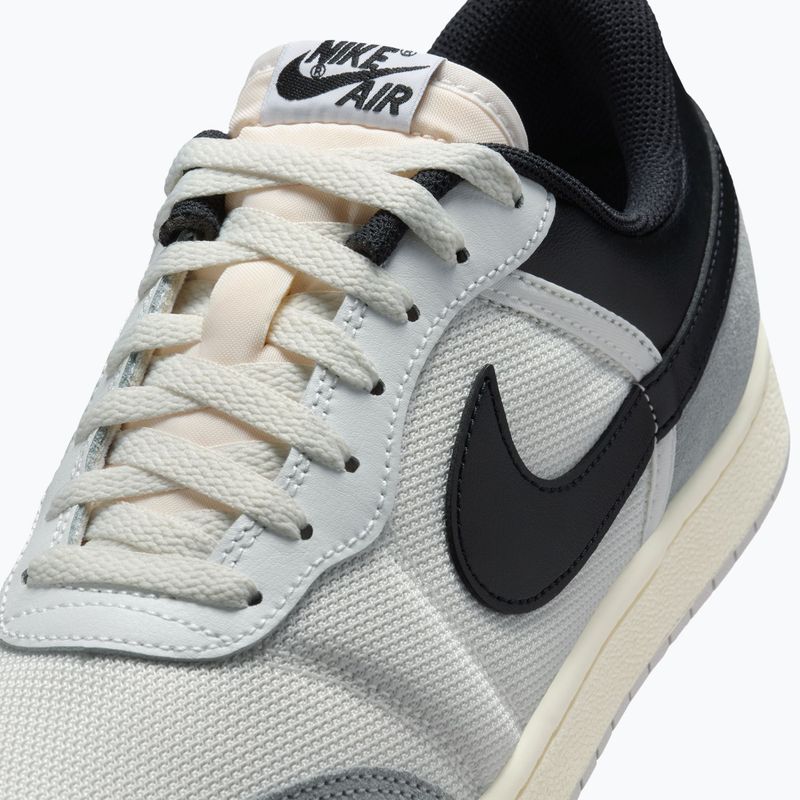 Buty męskie Nike Air Jordan Skyline Low summit white/light smoke grey/black 8
