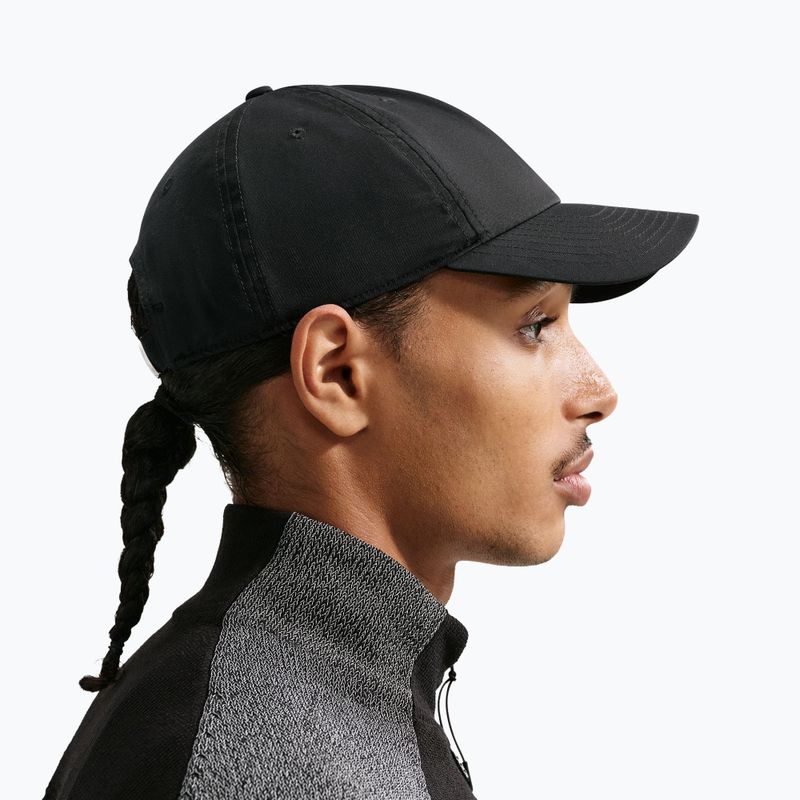 Czapka z daszkiem Nike Dri-Fit Club Unstructured Metal Swoosh 2026 black/metallic gold 6