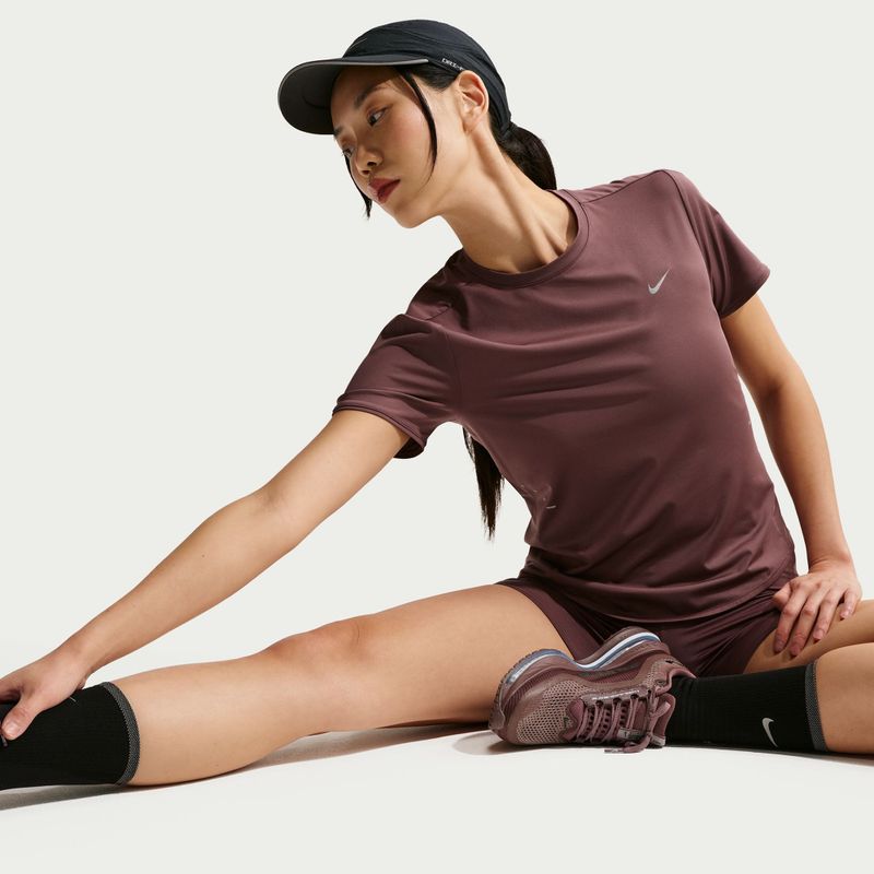 Koszulka do biegania damska Nike Swift Dri-Fit tattoo 5