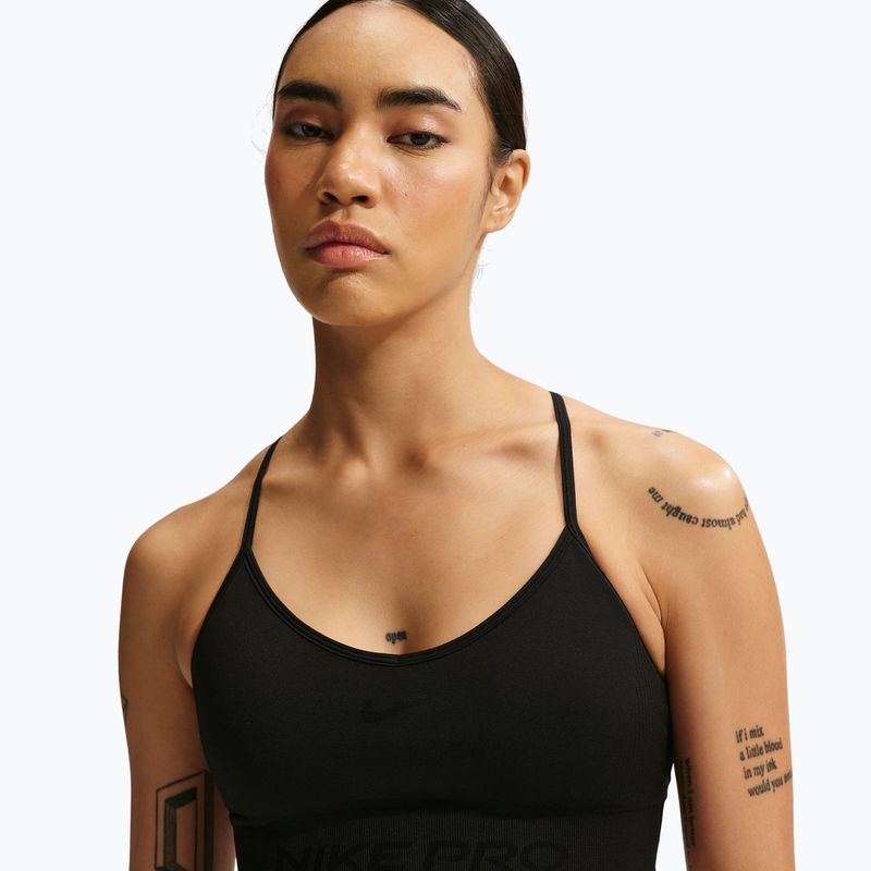 Biustonosz treningowy Nike Pro Seamless Light Support black 4