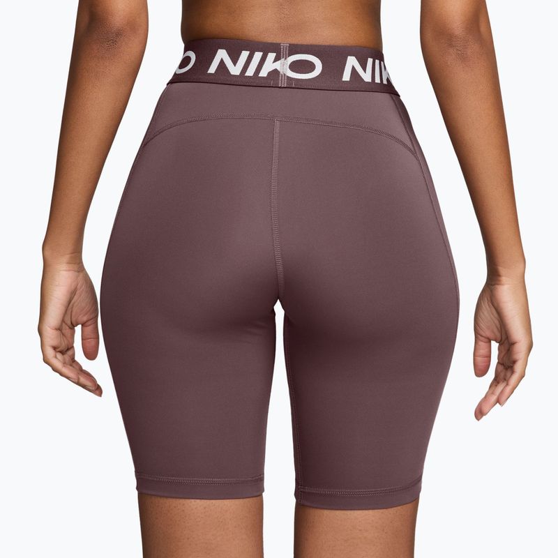 Spodenki treningowe damskie Nike Pro 365 8" tattoo/white 2