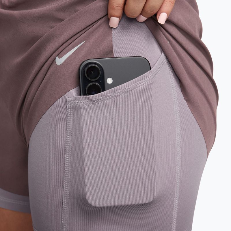 Spodenki do biegania damskie Nike Swift Mid-Rise 2in1 tattoo/light violet ore 8