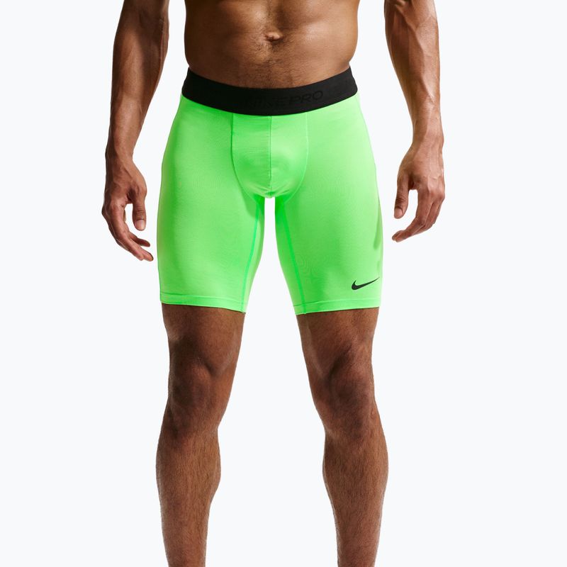 Spodenki treningowe męskie Nike Pro Dri-Fit Fitness Long green strike/black 4