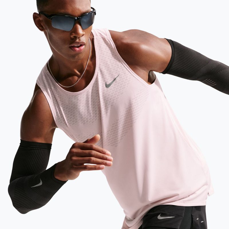 Koszulka do biegania męska Nike Stride Dri-Fit ADV silt red 4
