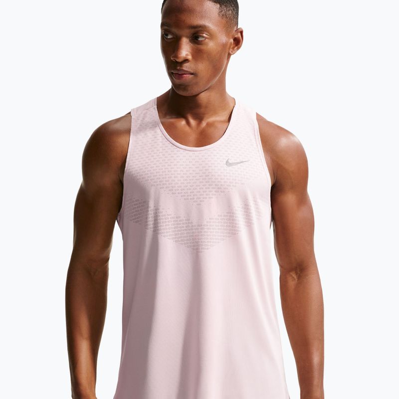Koszulka do biegania męska Nike Stride Dri-Fit ADV silt red 5
