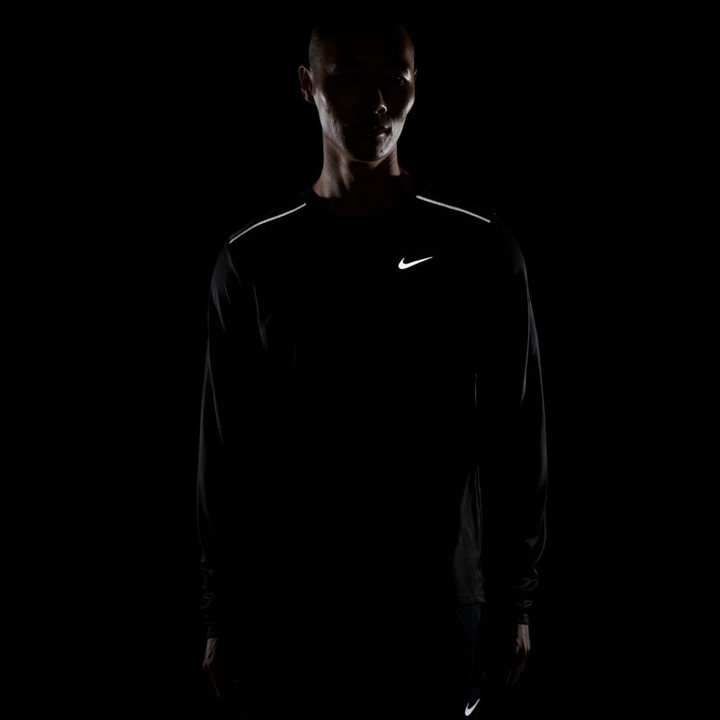 Longsleeve do biegania męski Nike Miler Dri-Fit UV black 8
