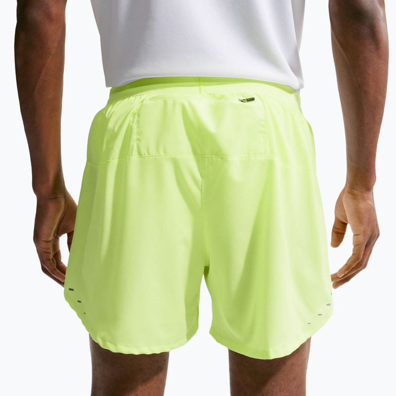 Spodenki męskie Nike Stride Dri-Fit Brief-Lined 5" volt ice 5