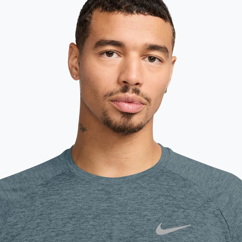Koszulka do biegania męskie Nike Stride ADV mineral slate 3