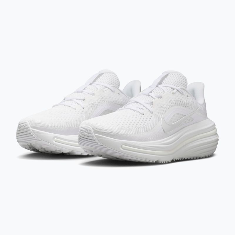 Buty do biegania damskie Nike Winflo 12 white/summit white 3