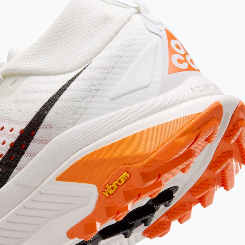 Buty do biegania damskie Nike ACG Zegama Trail summit white/phantom/safety orange/black 11