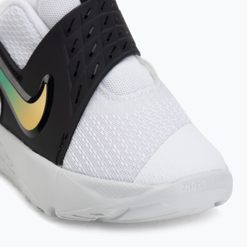Buty dziecięce Nike Team Hustle D 12 white/black/clear emerald/topaz gold 7