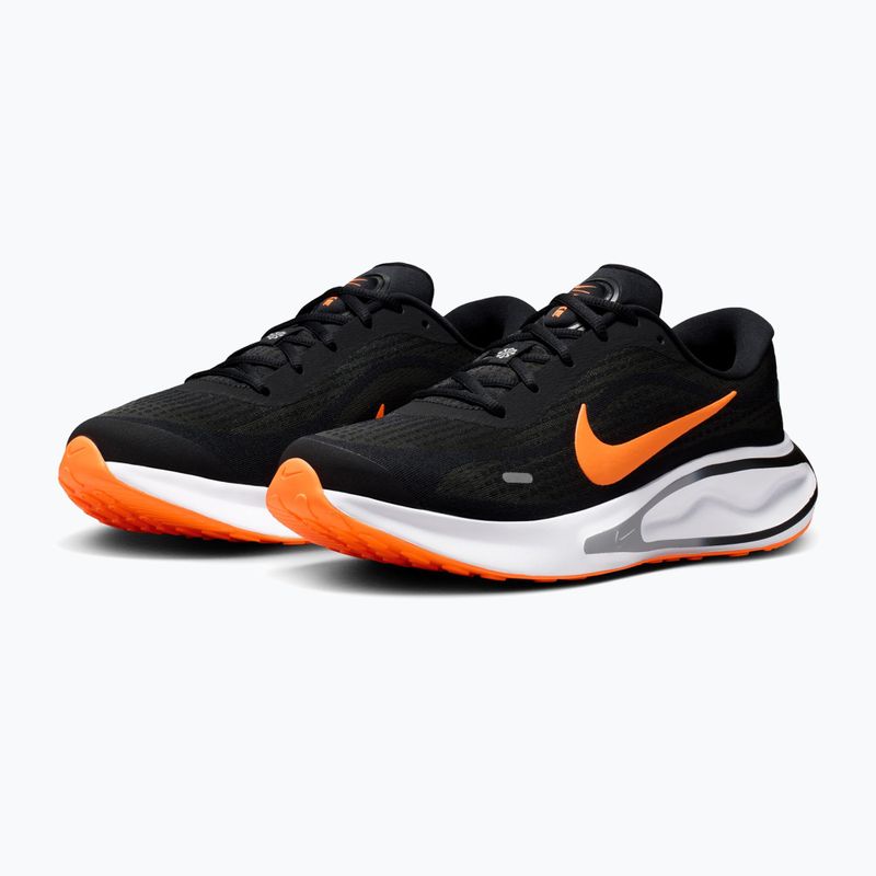 Buty do biegania męskie Nike Journey Run black/anthracite/wolf grey/total orange 3