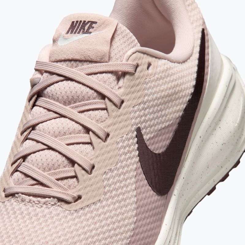 Buty do biegania damskie Nike Revolution 8 SE silt red/white-particle rose-tattoo 3