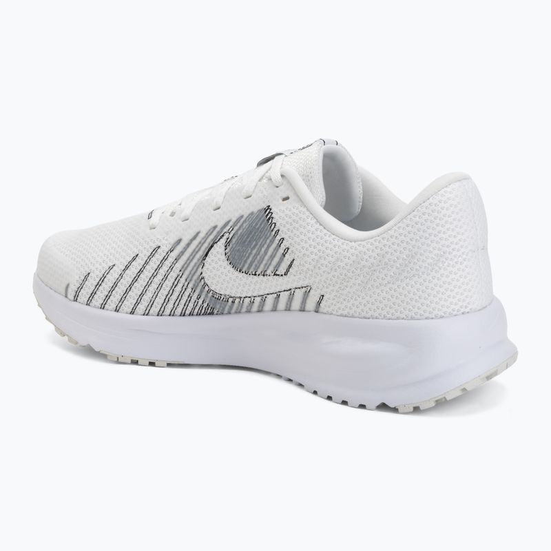 Buty do biegania męskie Nike Run Defy summit white/white/black/metallic silver 3
