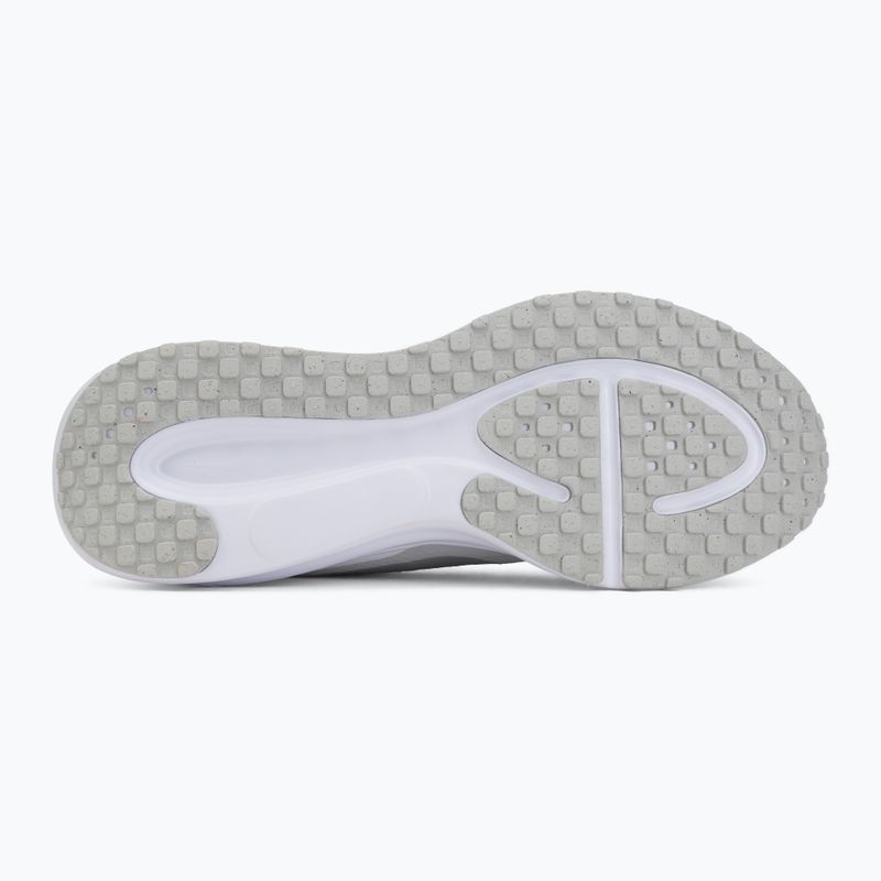Buty do biegania męskie Nike Revolution 8 summit white/white/metallic silver 4