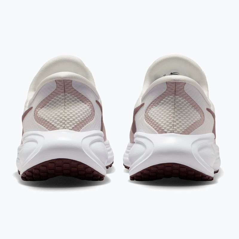 Buty do biegania damskie Nike Revolution 8 EasyOn phantom/white/silt red/tattoo 4