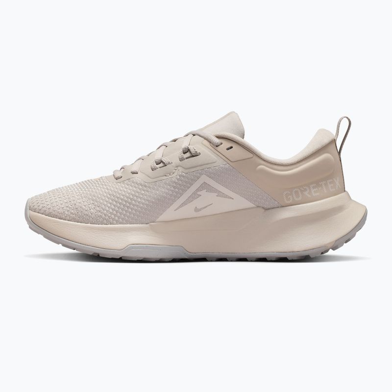 Buty do biegania damskie Nike Juniper Trail 2 GORE-TEX cream Ii/light orewood brown 2