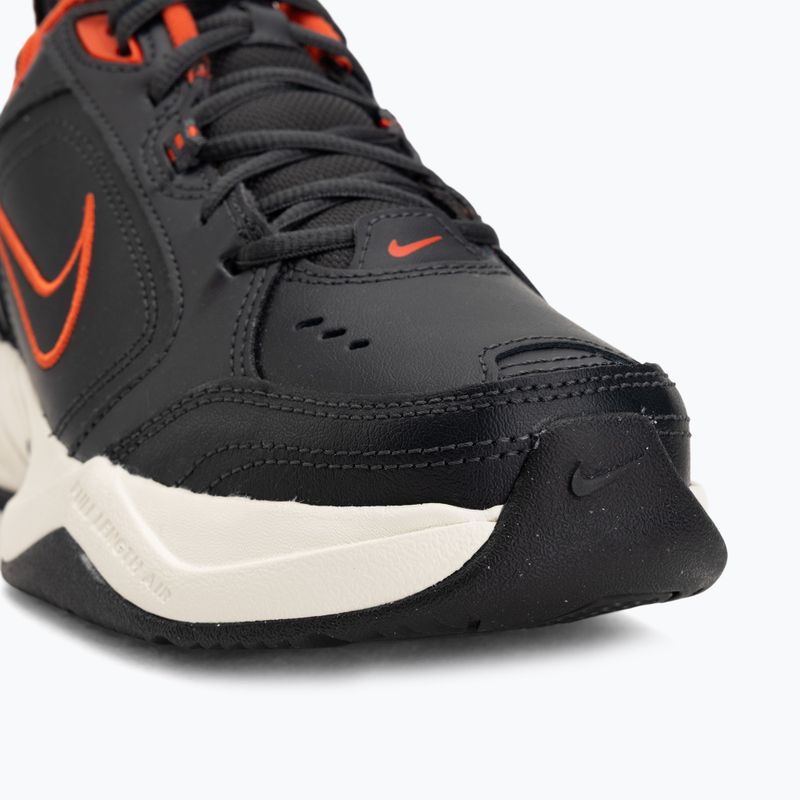 Buty treningowe męskie Nike Air Monarch IV dark smoke grey/picante red/black 7