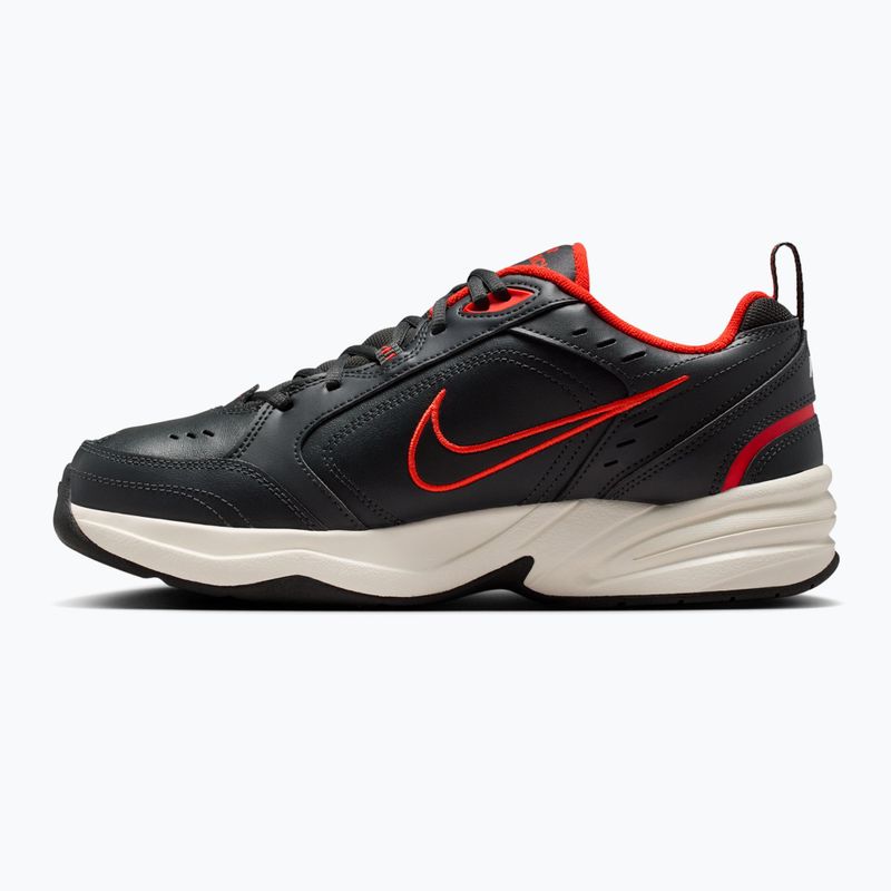Buty treningowe męskie Nike Air Monarch IV dark smoke grey/picante red/black 2