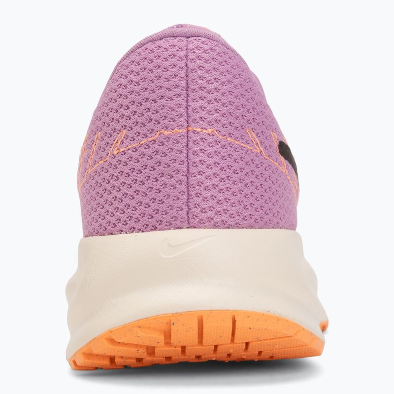 Buty do biegania damskie Nike Run Defy light magenta/chalk/orange pulse/black 6