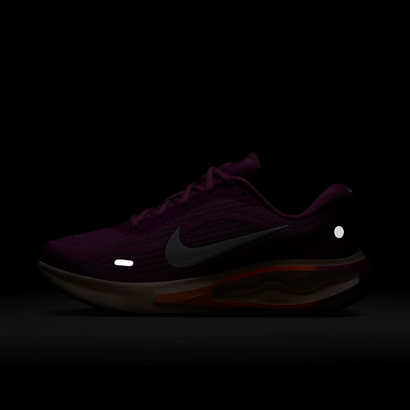 Buty do biegania damskie Nike Journey Run light magenta/black/chalk/white 5