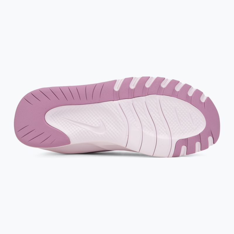 Buty treningowe damskie Nike Flex Train pink foam/pearl pink/peony/white 4