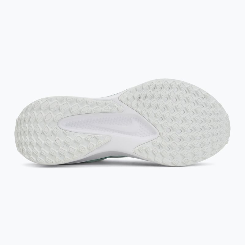 Buty do biegania damskie Nike Quest 6 barely green/white/metallic silver 4