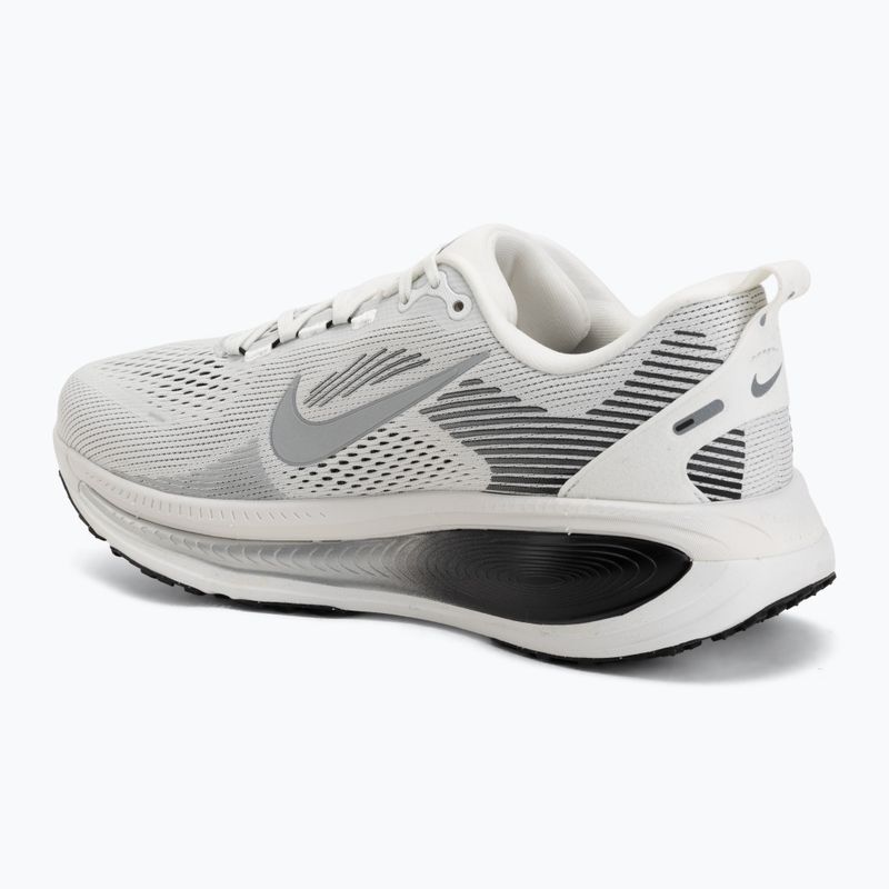 Buty do biegania męskie Nike Vomero 18 summit white/metallic silver-black 3