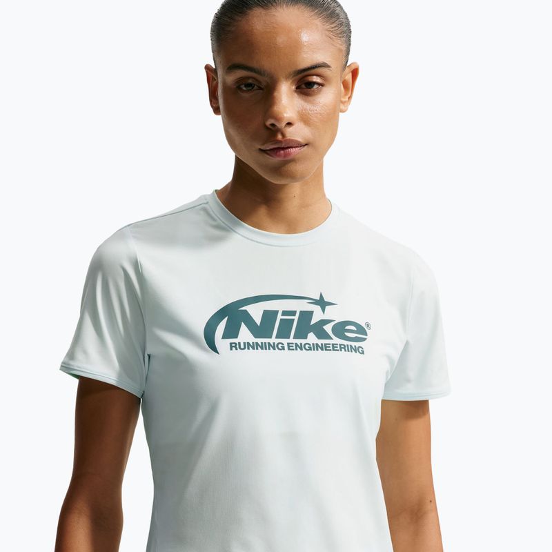 Koszulka do biegania damska Nike Swift Dri-Fit barely green 5