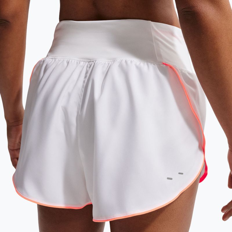 Spodenki do biegania damskie Nike Tempo Swoosh Dri-Fit Mid-Rise Brief-Lined white/orange pulse/black 4