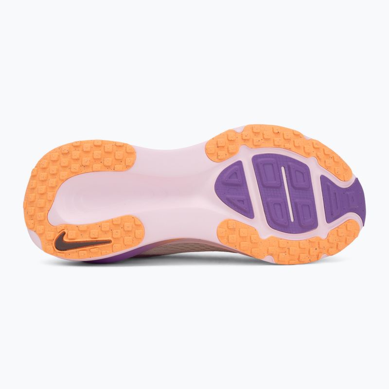 Buty do biegania damskie Nike Vomero 18 chalk/pink foam/bright violet/tattoo 4