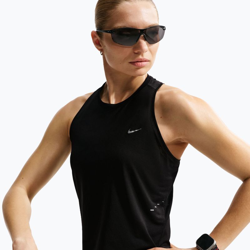 Koszulka do biegania damska Nike Swift Breathe Dri-Fit black/black/white 5