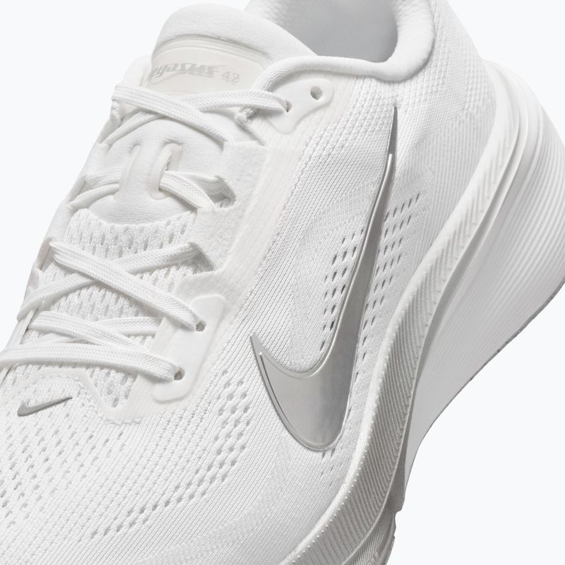 Buty do biegania damskie Nike Pegasus 42 white/wolf grey/metallic silver 3
