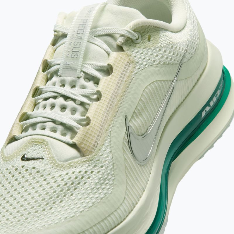 Buty do biegania damskie Nike Pegasus Premium sea glass/malachite/metallic silver 4