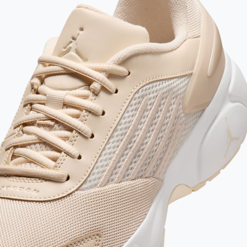 Buty damskie Nike Jordan Trunner Flow legend light brown/white/pale ivory 3