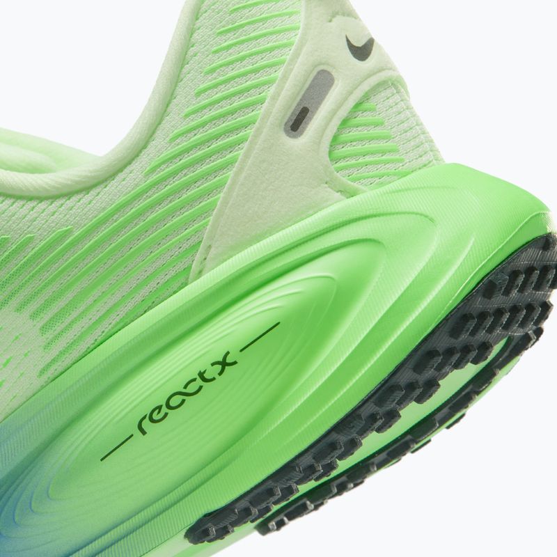 Buty do biegania dziecięce Nike Vomero 18 volt tint/black spruce 4